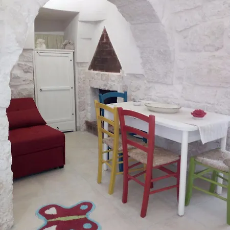 Trullo Da Grazia Semesterbostad *